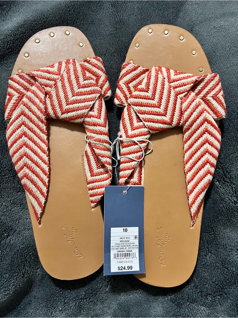 NWT Universal Thread Slide Sandals - Size 10